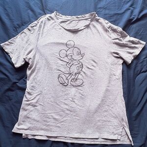 Disney Mickey Mouse Tshirt - Uniqlo